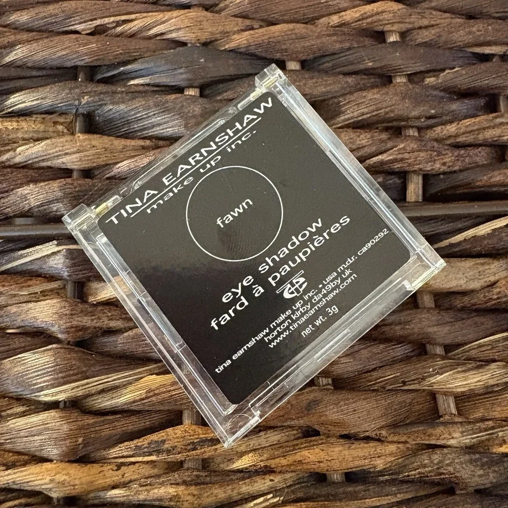 Arisan By Tina Earnshaw Makeup Inc., Cosmetics Shade Fawn Eyeshadow